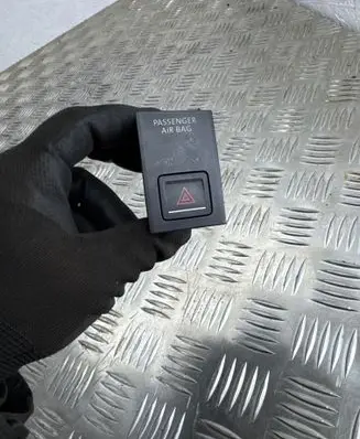 Volkswagen Golf VII Hazard light switch 5G1919225
