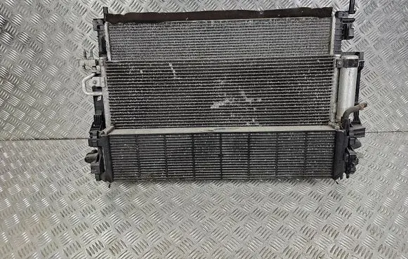 A/C cooling radiator (condenser)