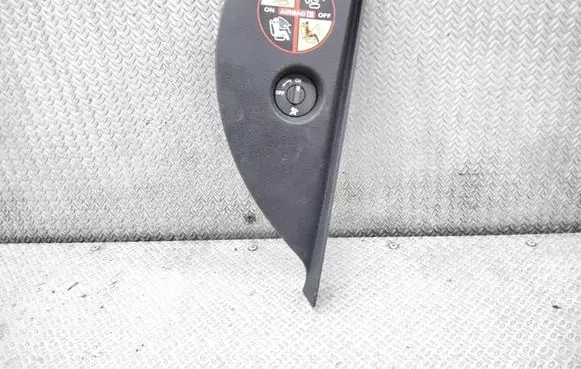Renault Clio III Passenger airbag on/off switch 8200407591