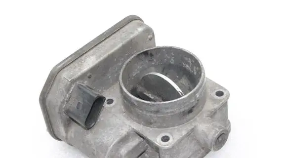 Skoda Octavia Mk2 (1Z) Throttle body valve 038128063C 038128063A