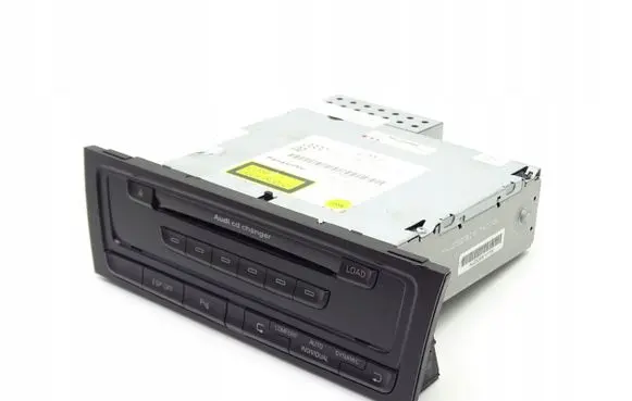 Audi A4 S4 B8 8K CD/DVD changer 8T2035110C
