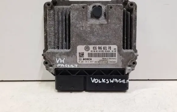 Volkswagen PASSAT B6 Engine control unit/module 03G906021PB 0281013897