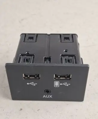 Audi A6 Allroad C7 AUX in-socket connector 4G0035736 007260023181