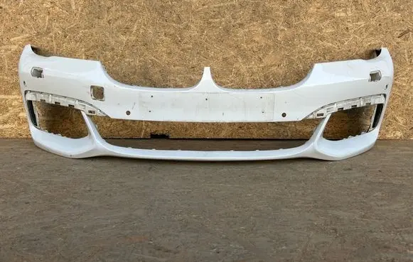BMW 7 G11 G12 Front bumper 8061121 KK26KT1