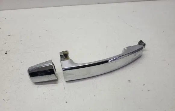 Chevrolet Captiva Front door exterior handle