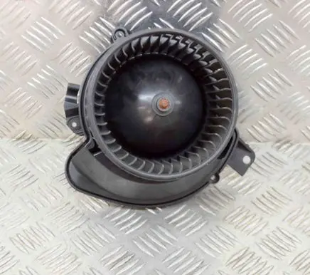 Opel Corsa F Heater fan/blower 13335074