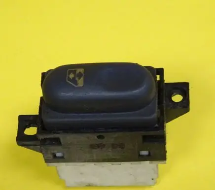 Renault Espace III Electric window control switch 7700875677