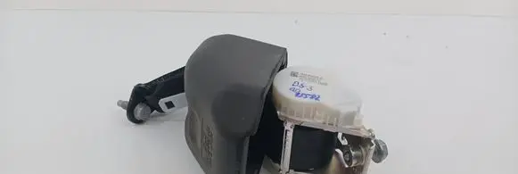 Rear seatbelt