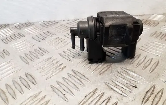 Audi A5 Sportback 8TA Turbo solenoid valve 059906609D