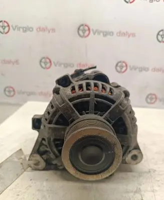 KIA Carens I Generator/alternator 3730027021 021319262