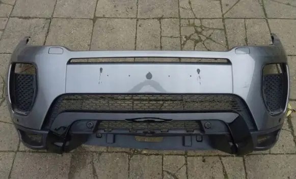 Land Rover Range Rover Evoque L538 Front bumper 6139404