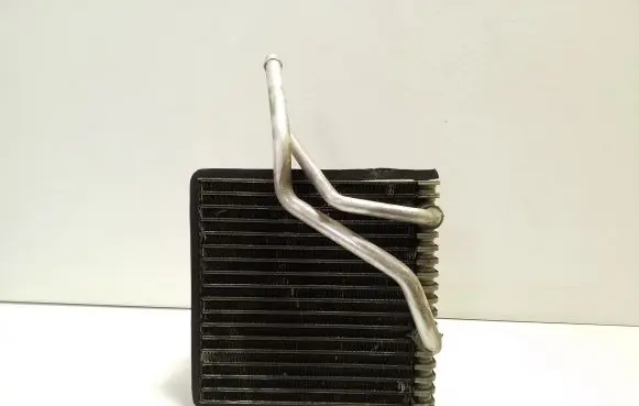 Volkswagen Golf IV Air conditioning (A/C) radiator (interior) 