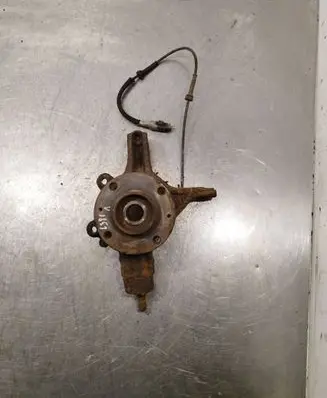 Citroen C4 Grand Picasso Front wheel hub spindle knuckle
