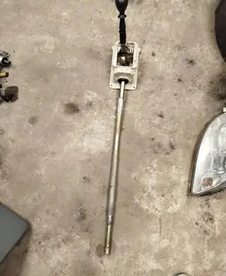 Suzuki Forenza Gear shifter/selector 96549427 GS752