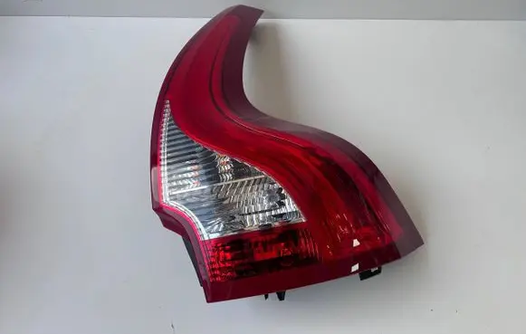 Volvo XC60 Rear/tail lights 31323035