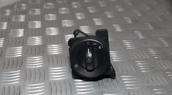 Light switch
