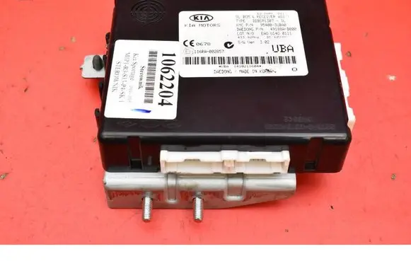 KIA Sportage Engine control unit/module ECU 954003UBA0