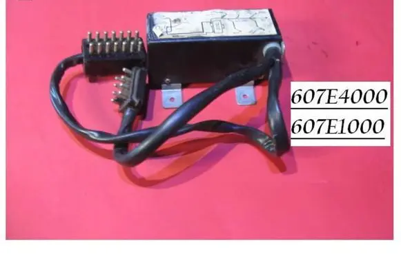 Mercedes-Benz E W124 Alarm control unit/module 607E4000 607E1000