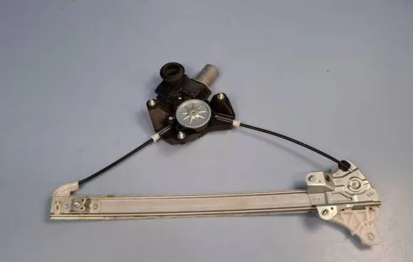Toyota Yaris Cross Front door window regulator with motor 857100D540 0620206771