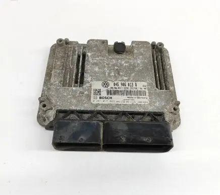 Skoda Fabia Mk2 (5J) Engine control unit/module 045906013Q 045906013E
