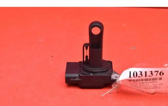 Toyota Avensis Verso Mass air flow meter 22204-0N010