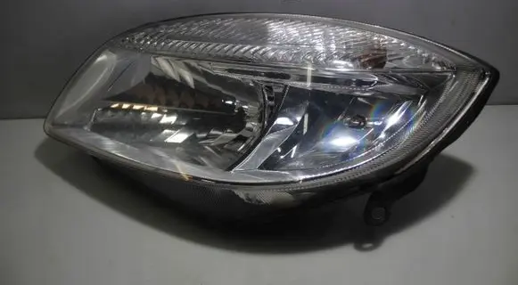Skoda Fabia Mk2 (5J) Headlight/headlamp