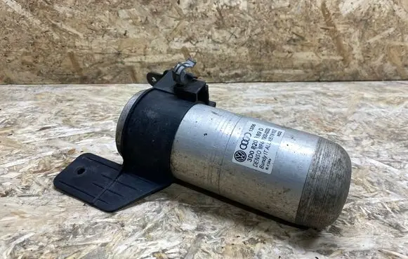 Bentley Flying Spur Air conditioning (A/C) air dryer 3D0820189D