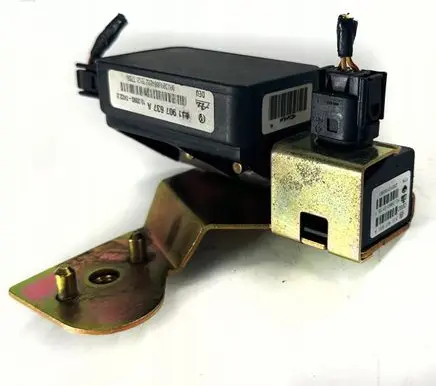 Audi A3 S3 8L ESP acceleration yaw rate sensor 1J0907657A