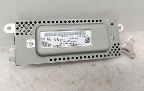 Tesla Model 3 Radio/CD/DVD/GPS head unit 107975500e