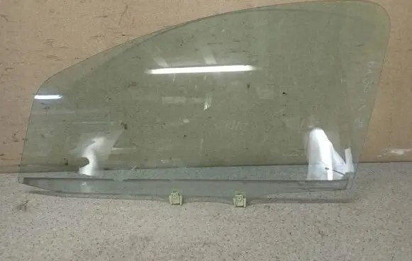 Toyota Aygo AB10 Sliding door window/glass 