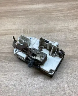 Renault Scenic I Front door lock RENAULTDOORLOCK