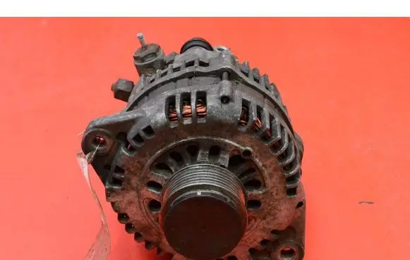 Opel Astra H Generator/alternator 