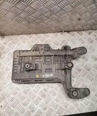 Volkswagen Touran I Battery tray 1k0915333b