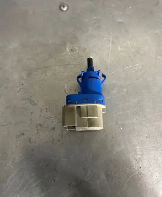 Ford Kuga II Brake pedal sensor switch 8T4T9G854AA