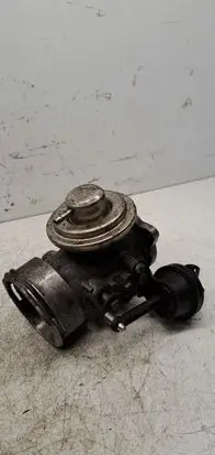 Audi A6 S6 C6 4F EGR valve cooler 038129637L