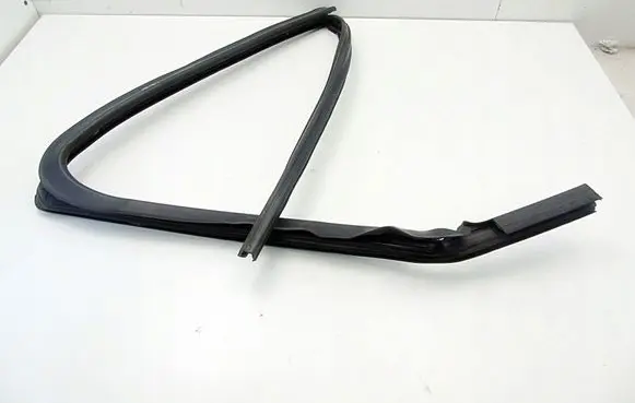Renault Modus Loading door glass trim molding 