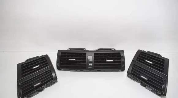 BMW X5 E70 Dash center air vent grill 9227768 9227767 9210705