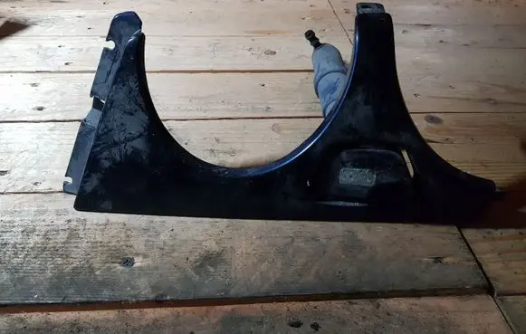 Mercedes-Benz E AMG W210 Headlight washer spray nozzle