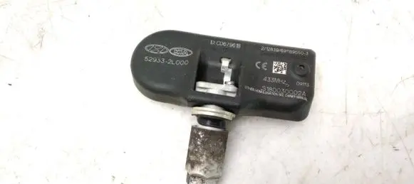 KIA Ceed Tire pressure sensor 529332L000 S180030002A