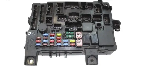 Mitsubishi Outlander Fuse module 8637A885 58E812F01