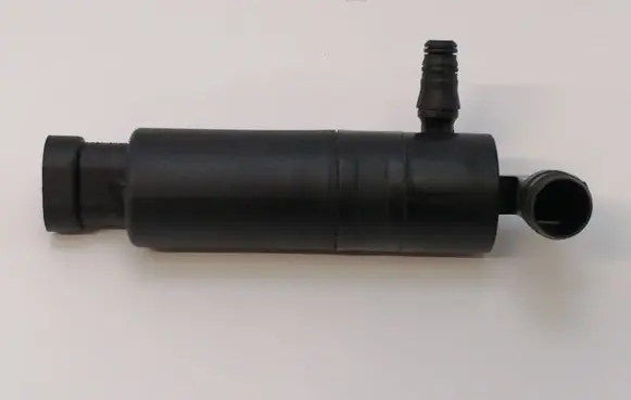 Cadillac CTS Headlight washer pump 