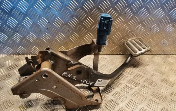 Land Rover Range Rover Sport L494 Brake pedal DK5M2D094AB