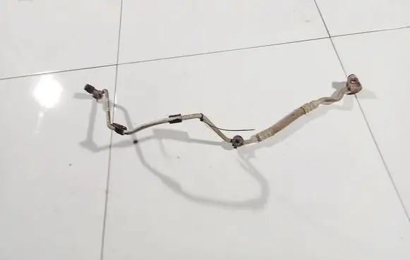 Chrysler Grand Voyager IV Air conditioning (A/C) pipe/hose