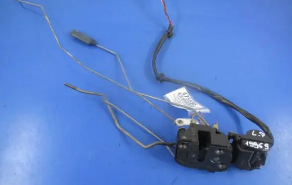 Mazda Premacy Front door lock