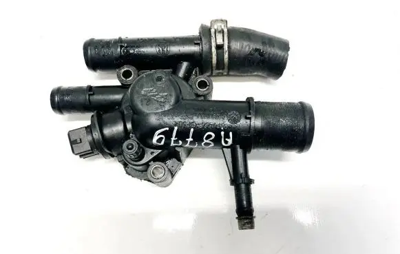 Nissan Primera Engine coolant pipe/hose