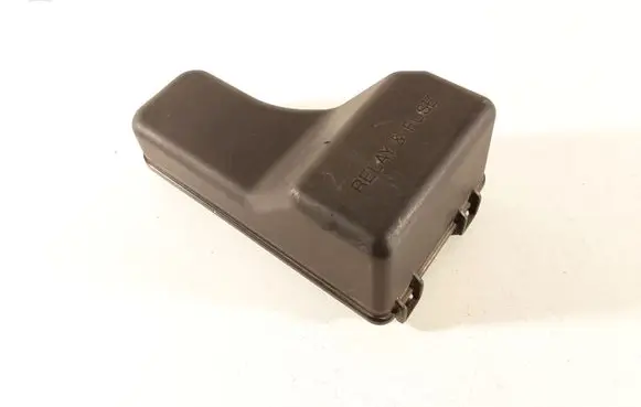 Toyota Corolla Verso AR10 Fuse box cover