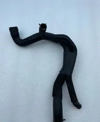 Mercedes-Benz CLA C117 X117 W117 Engine coolant pipe/hose A2465011158