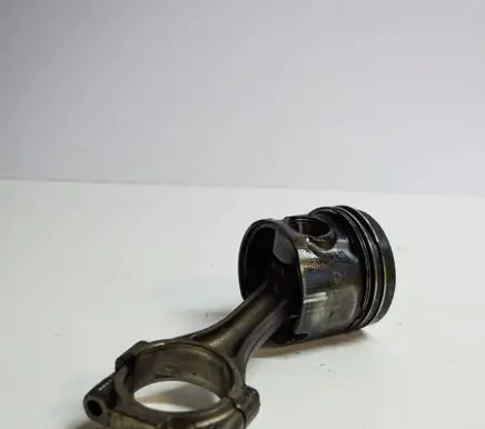 Volkswagen Touran I Piston 0388