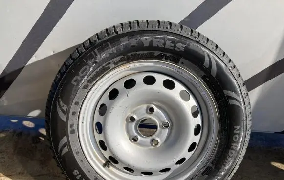 Volkswagen Caddy R15 summer tire 