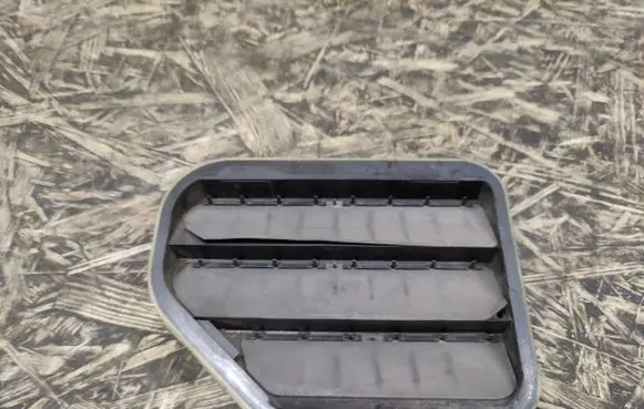 Ford Grand C-MAX Quarter panel pressure vent 7N51A280B62